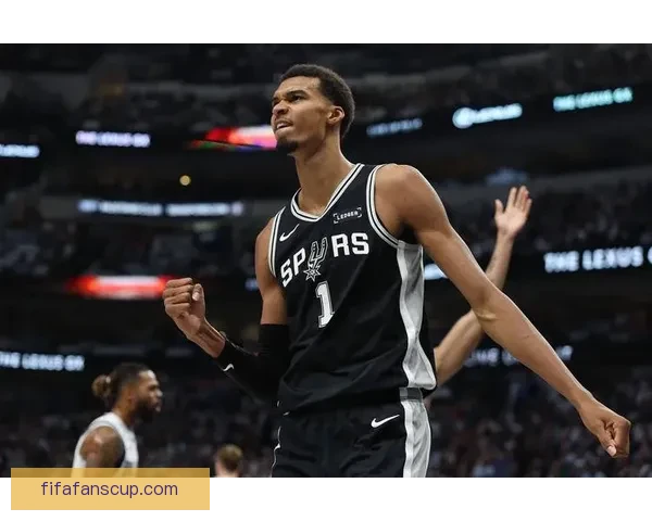 哈利伯顿：我看好亚历山大是MVP热门人选 文班亚马也是强力候选